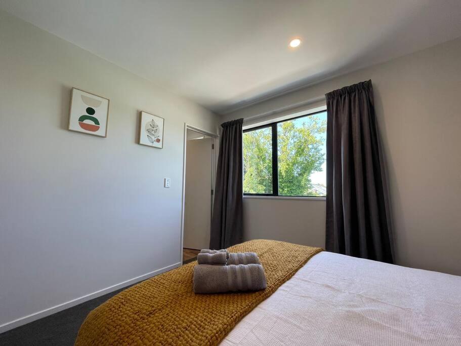 Peaceful 2Bed2Bath With Parking Close To Colombo St Christchurch Esterno foto